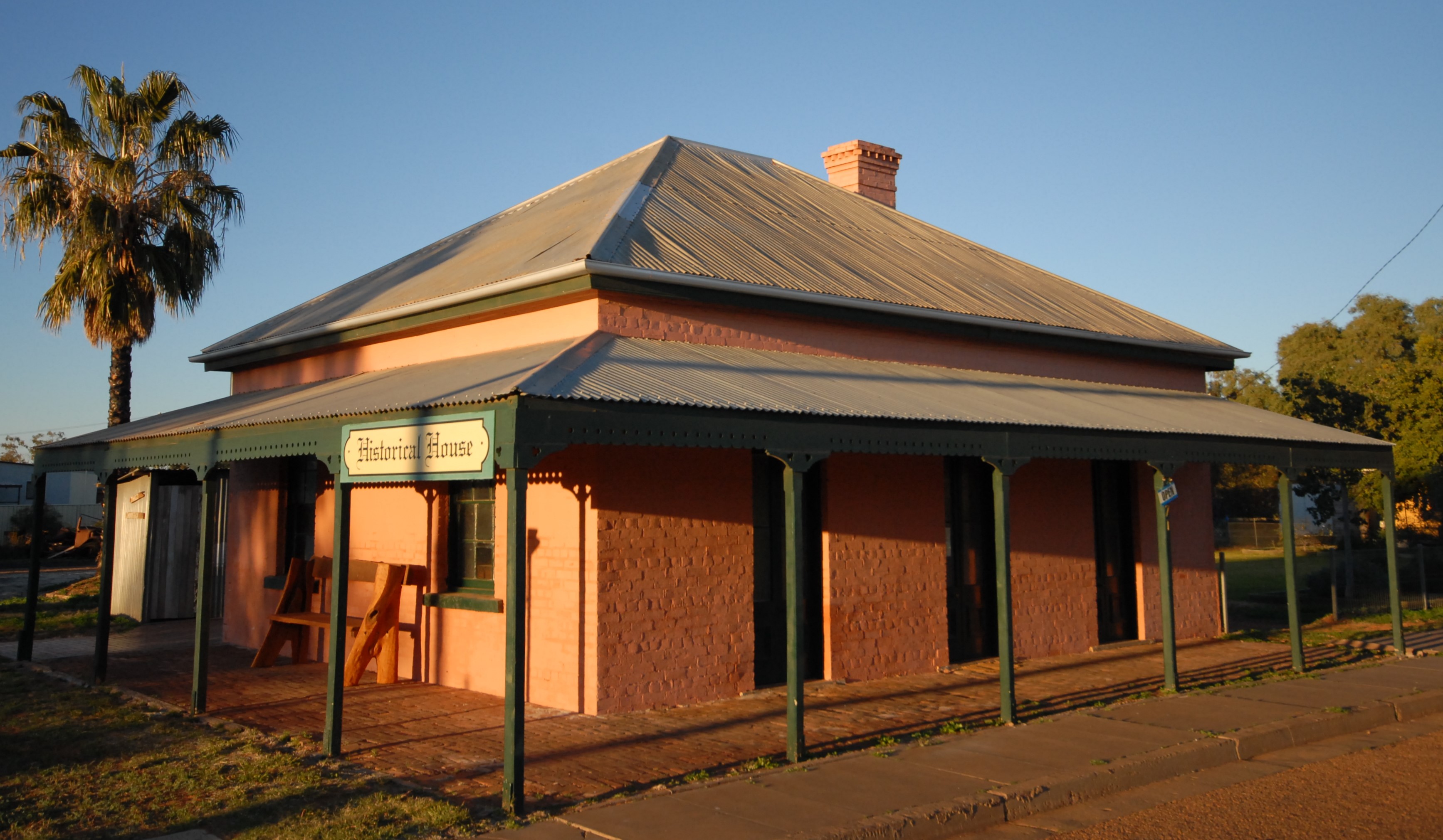 Leahy House